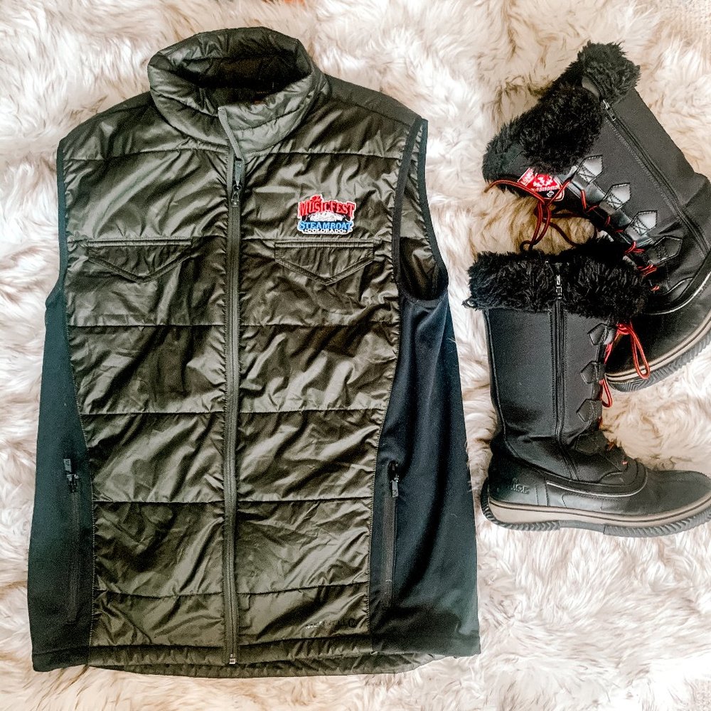 MERRELL Texas MusicFest Puffer Vest (Mens Sizing)